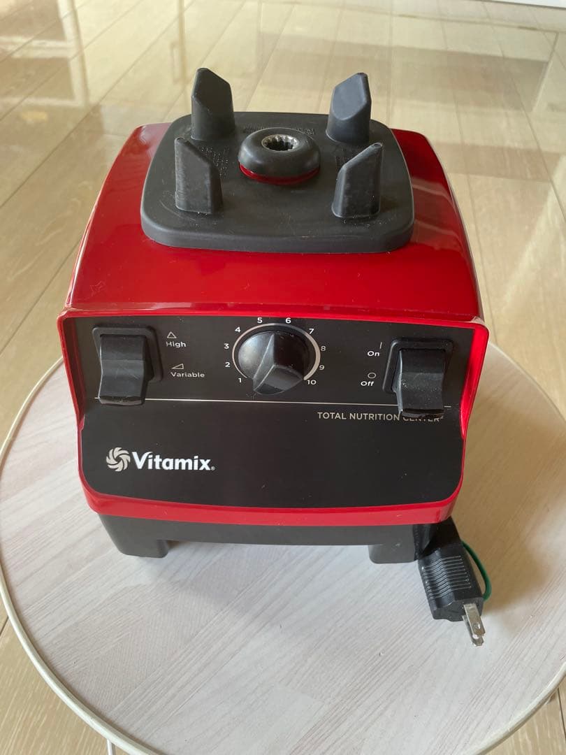 Vitamix VM0111 赤 ジューサー・ミキサー