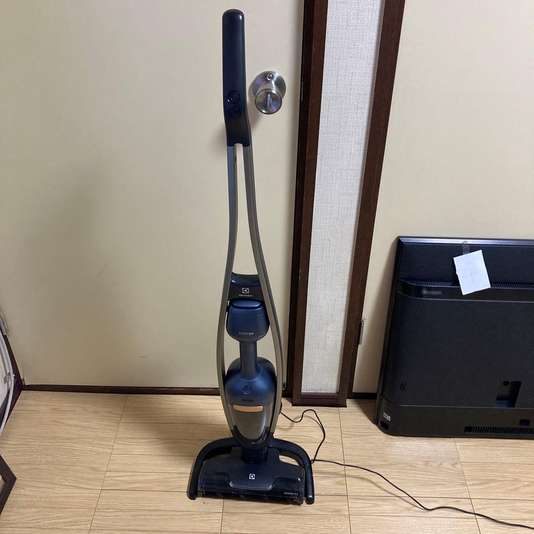 エレクトロラックス　掃除機　PURE Q9
