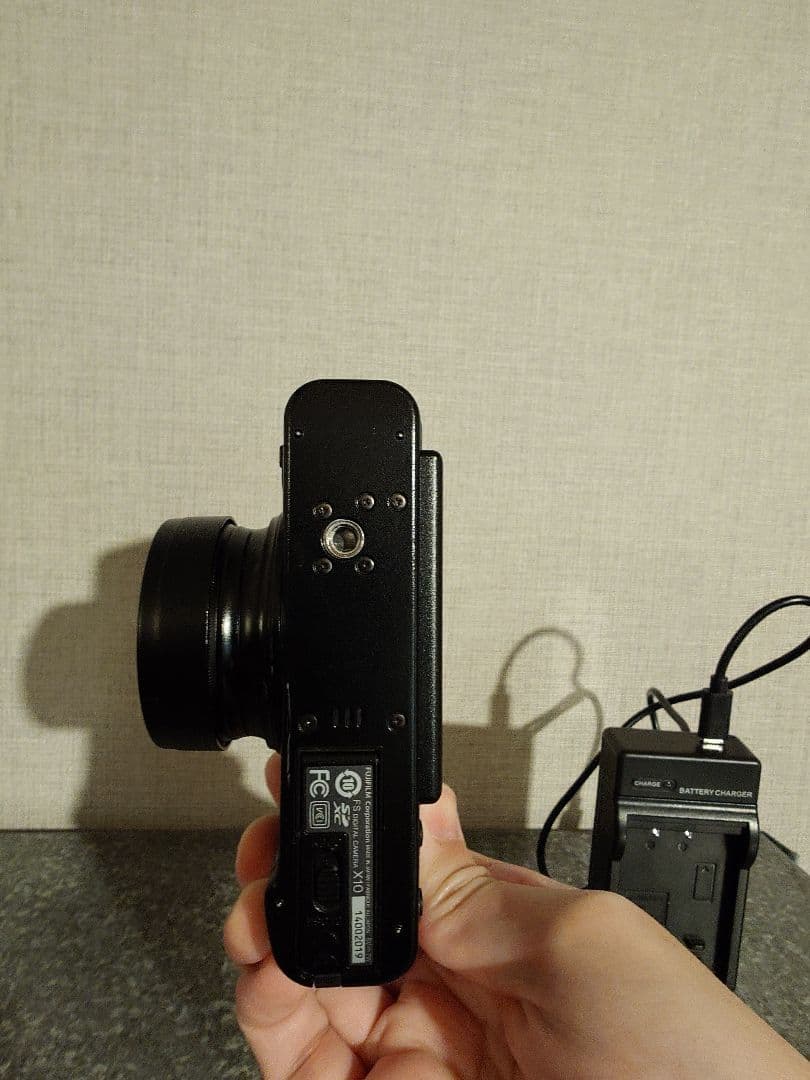 j*n様 (作例あり)Fujifilm X-10 完動品