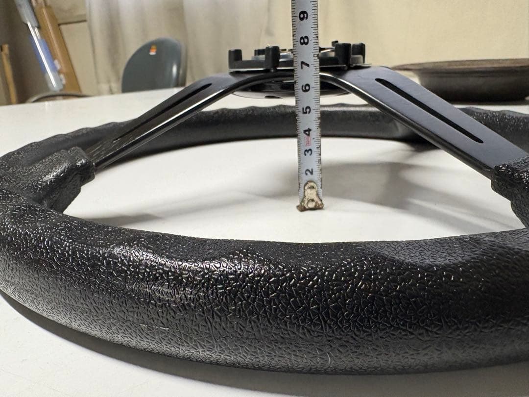 ステアリング14インチ　ほぼ新品