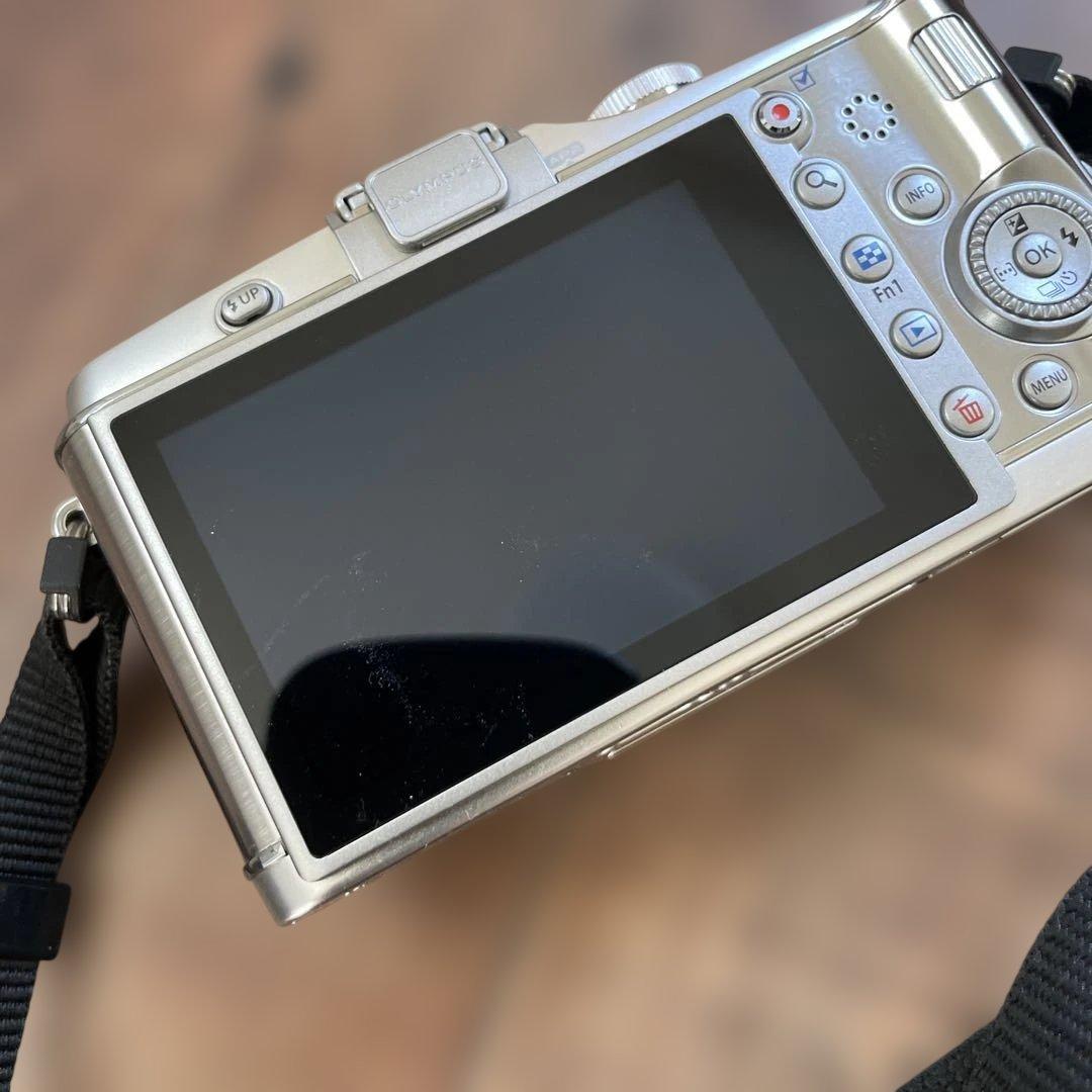 Olympus PEN E-P3 ミラーレス一眼 3本レンズ付き