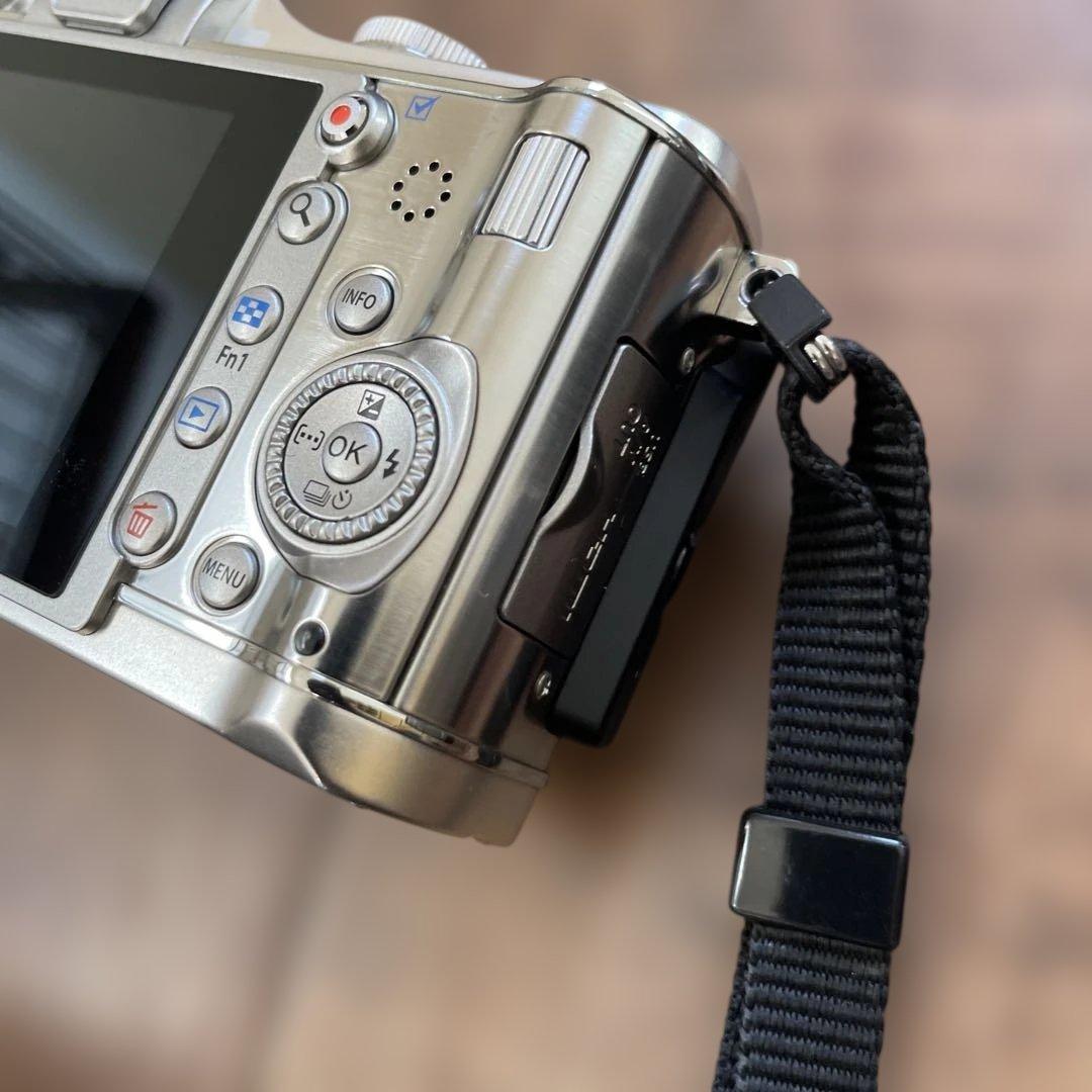 Olympus PEN E-P3 ミラーレス一眼 3本レンズ付き