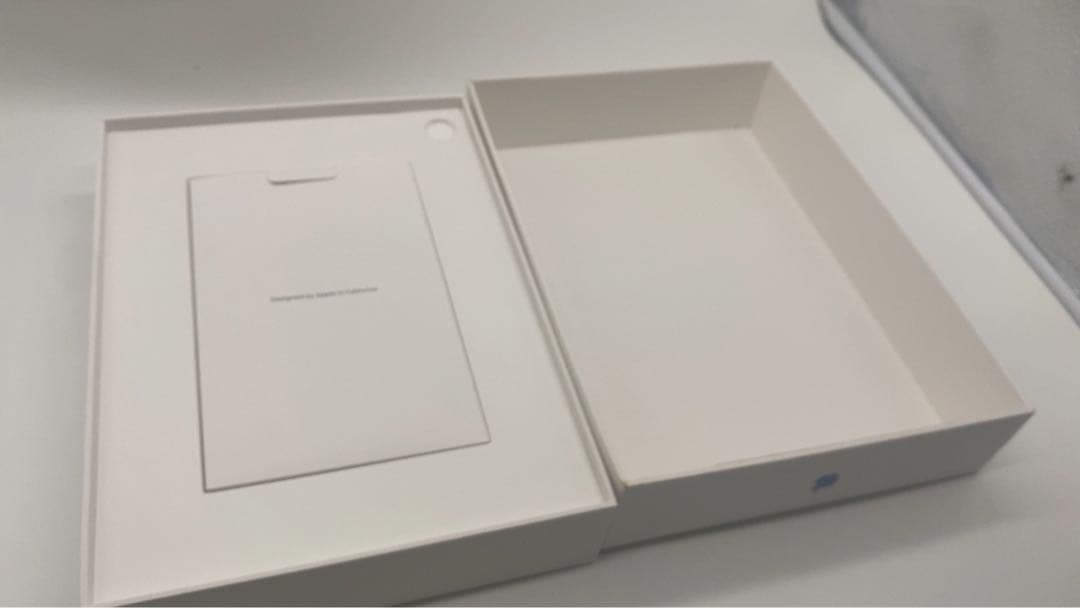 iPad 第11世代 A16 WI-FI 128GB キーボード付き A3354