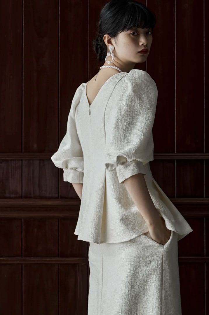 Flower jacquard set up dress ホワイト