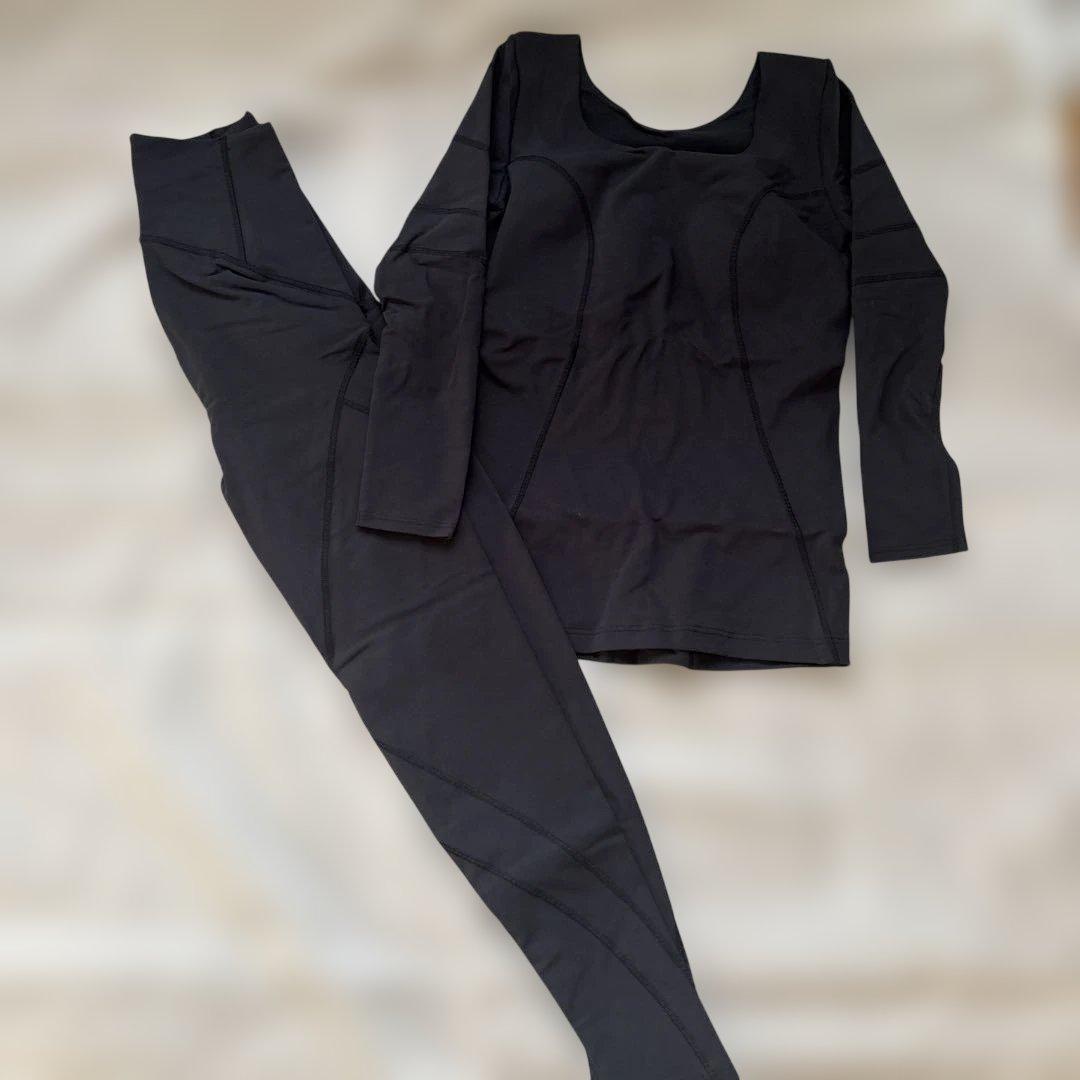 新品★リントスル★姿勢矯正ピラティスウェア上下＆ソックス2足セット★Lサイズ