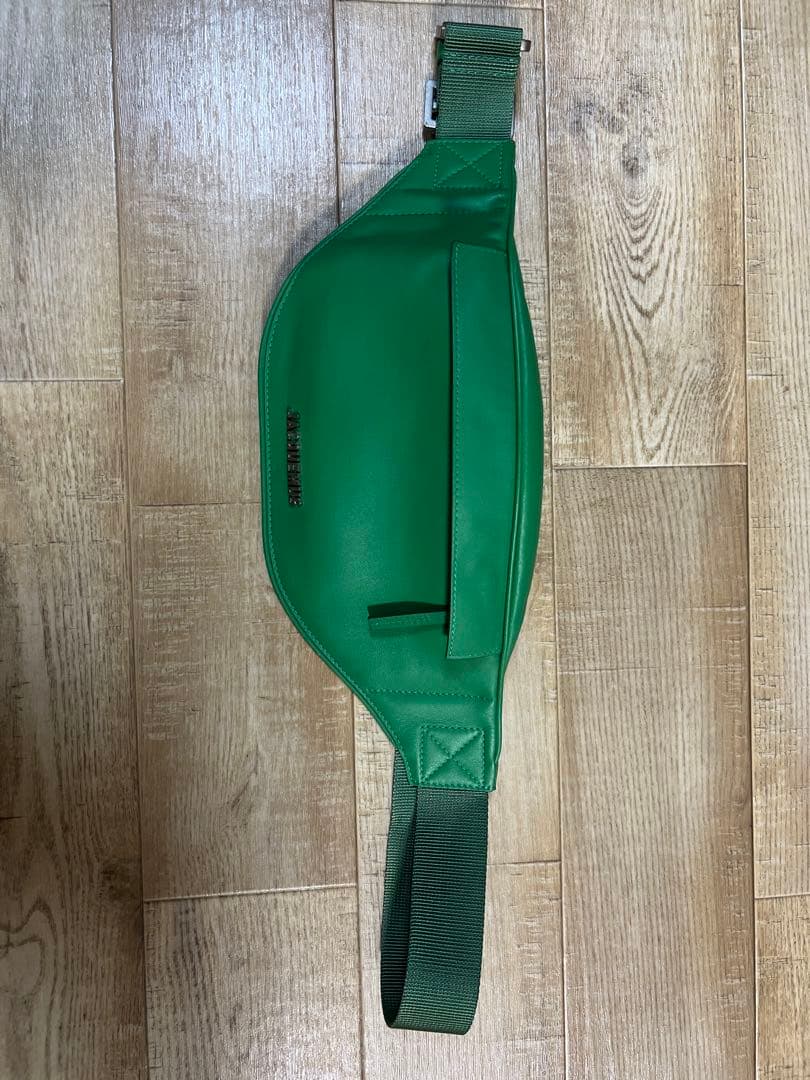 【コンパニー】JACQUEMUS グリーン ボディバッグ