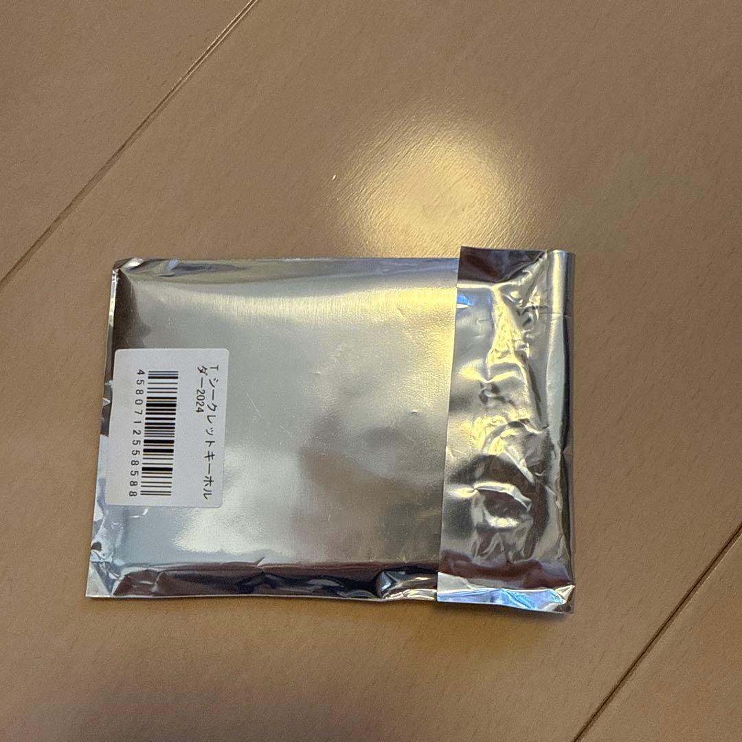 阪神タイガース　近本選手　シークレットキーホルダー　サイン