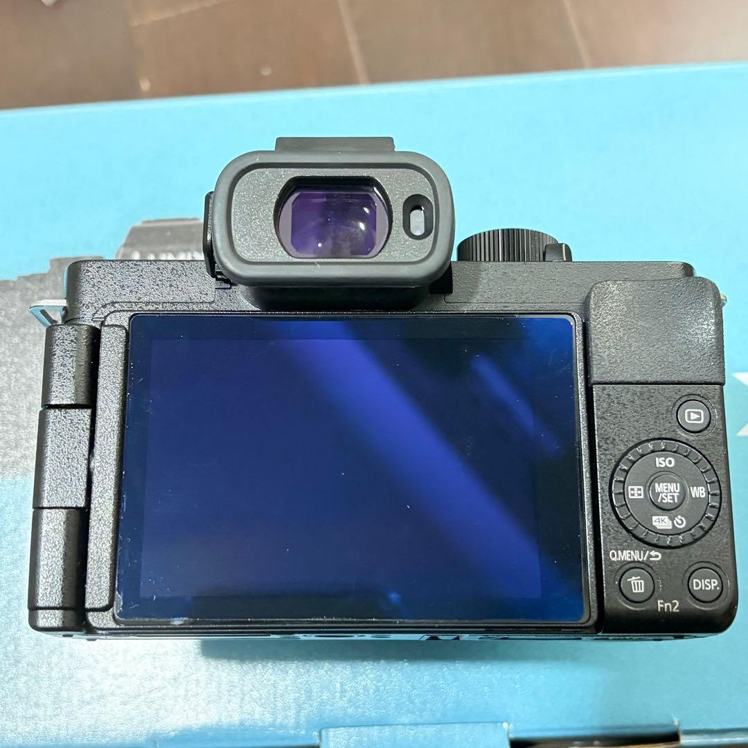 ［美品］LUMIX G100d ダブルズームレンズキット＋テトラポッド