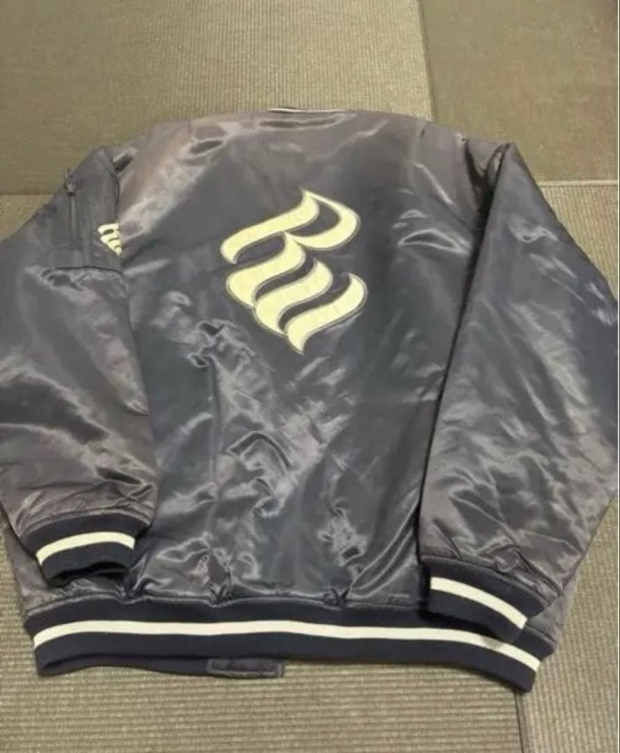 ロカウェア スタジャン