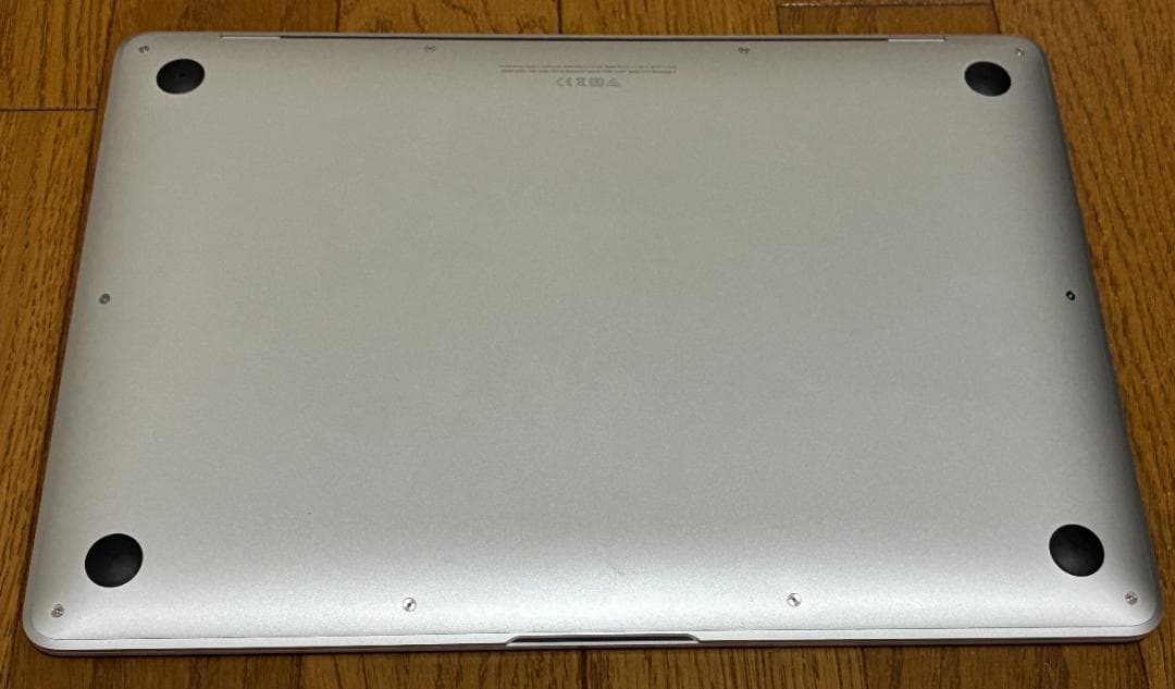 美品　MacBook air M1 (2020) 8GB 256GB 付属品付き