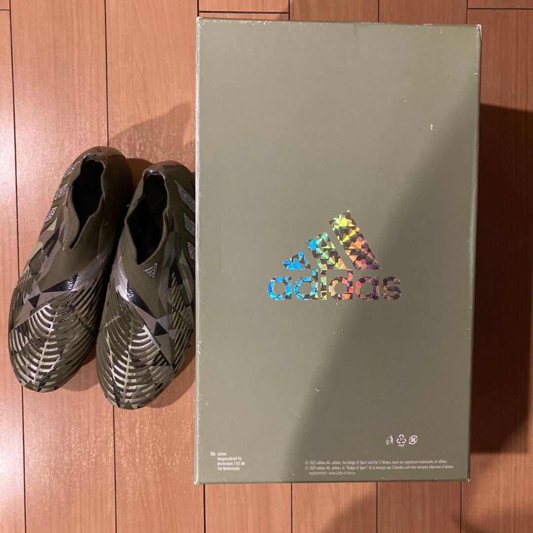 お*ん様 アディダス　プレデター　PREDATOR スワロフスキー　クリスタル