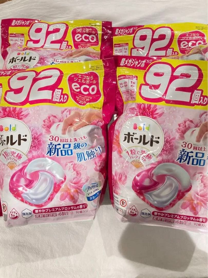 ボールド　ジェルボール　プレミアムブロッサムの香り　92個　4袋