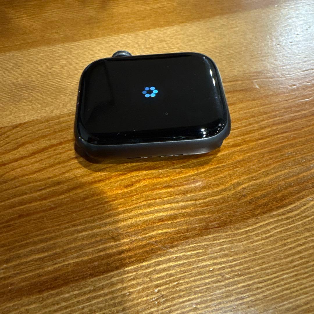 APPLE WATCH5 NIKE 44mm GPSモデル グレーアルミケース