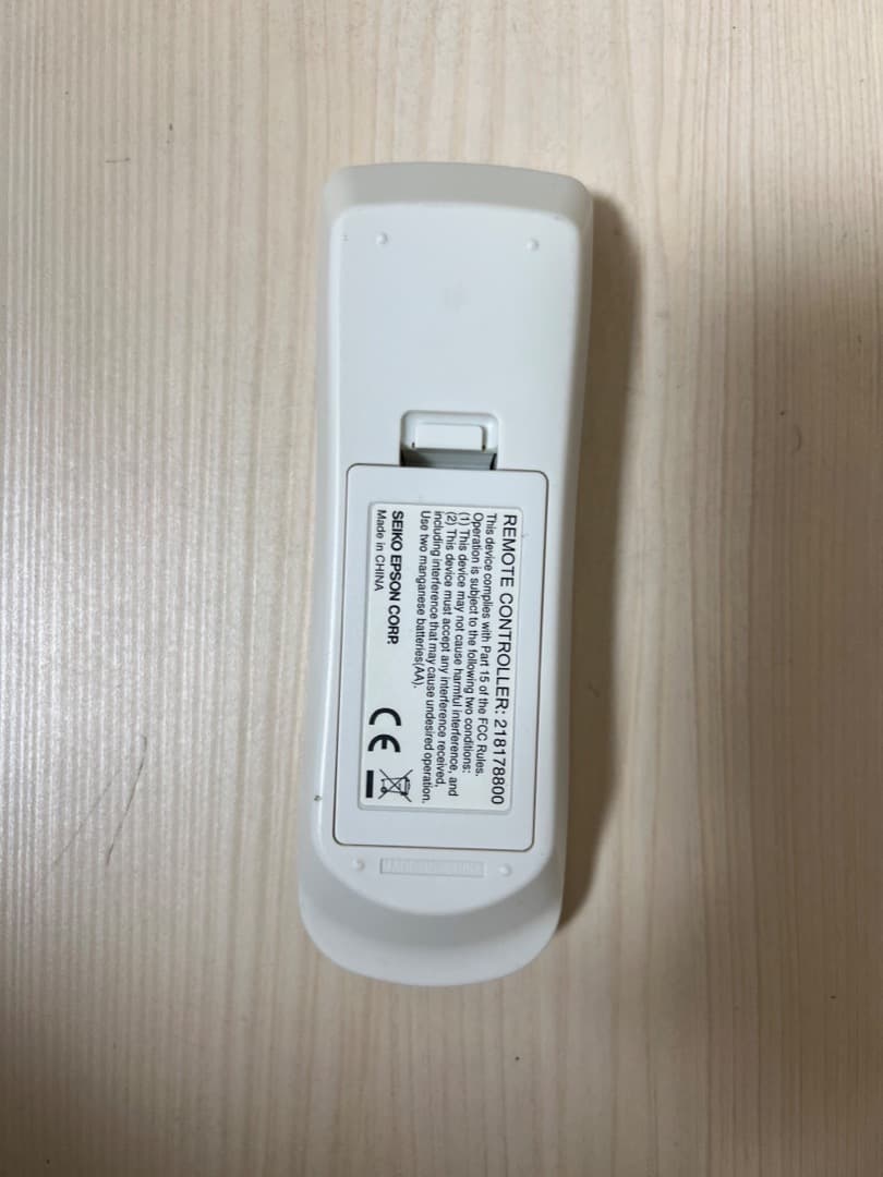 EPSON ホームプロジェクター フルHD 1080p 1060