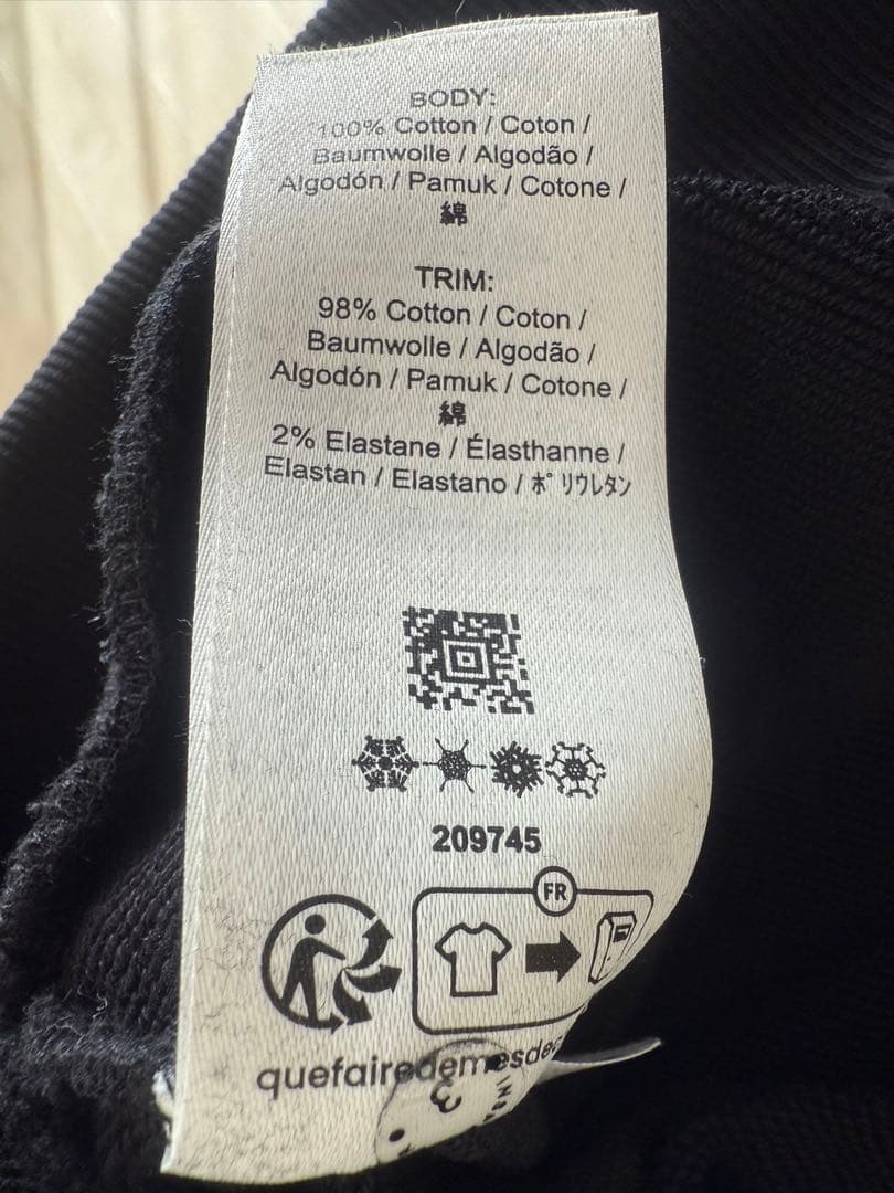 FRED PERRY フレッドペリー　スウェット　トレーナー　ブラック