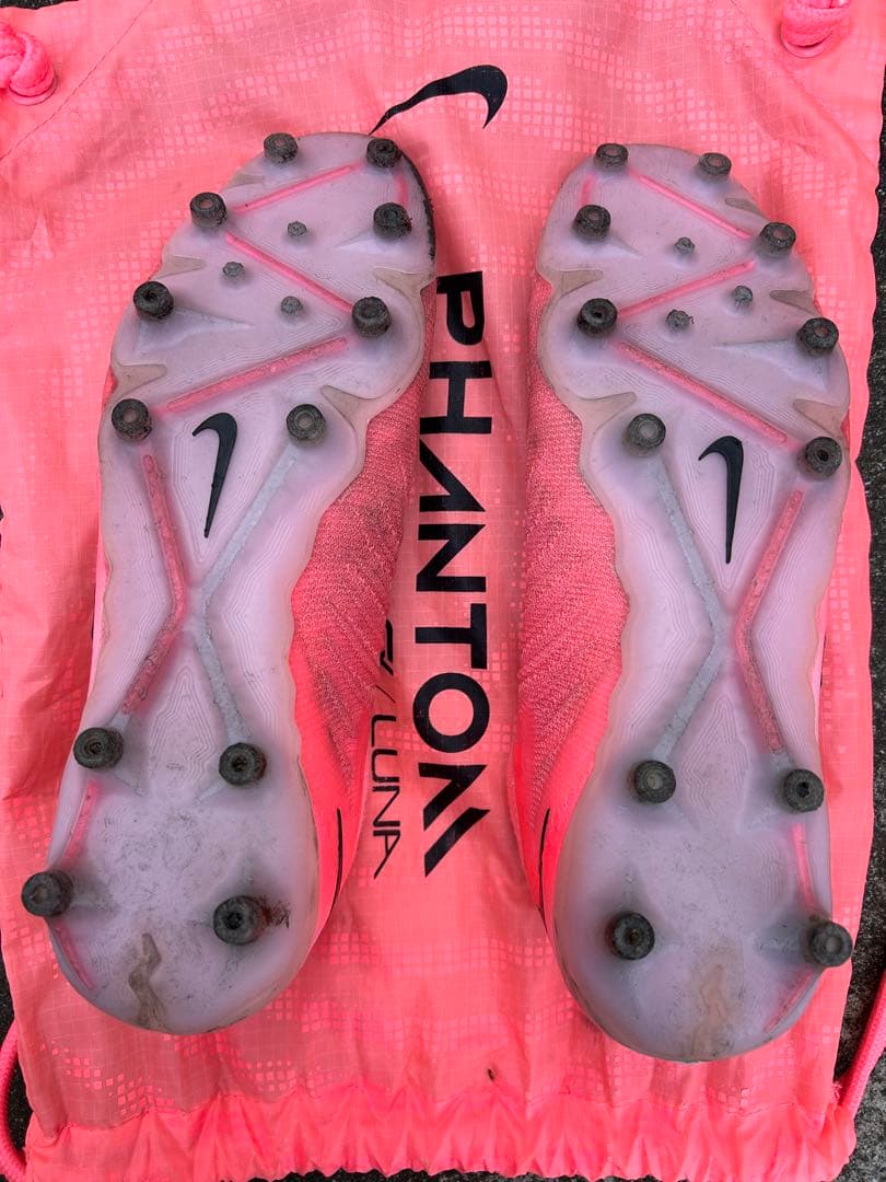 Nike サッカー スパイク ファントム AG ピンク ナイキ