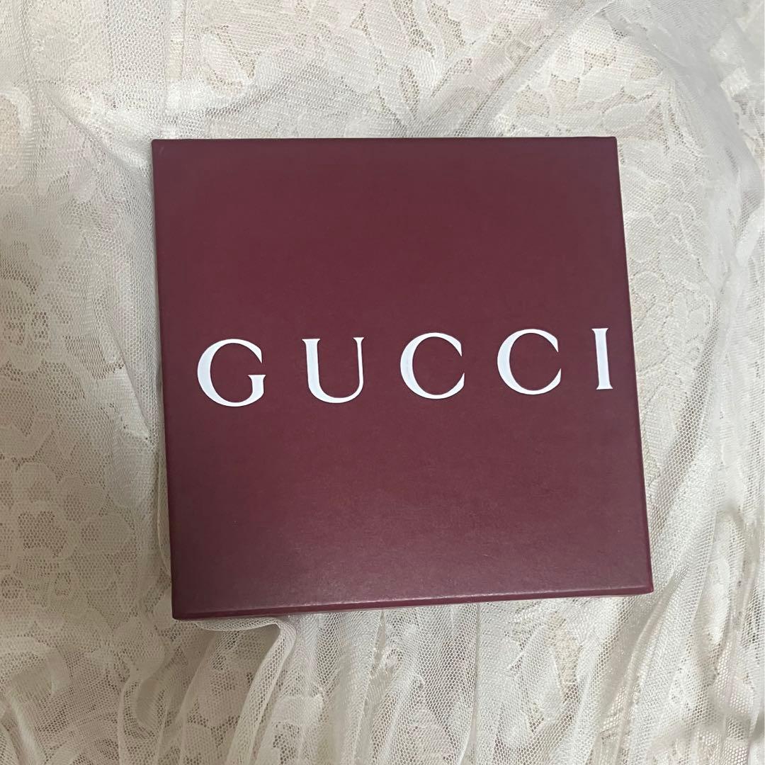 日本限定！GUCCI ホースビットプリントコットンハンカチ