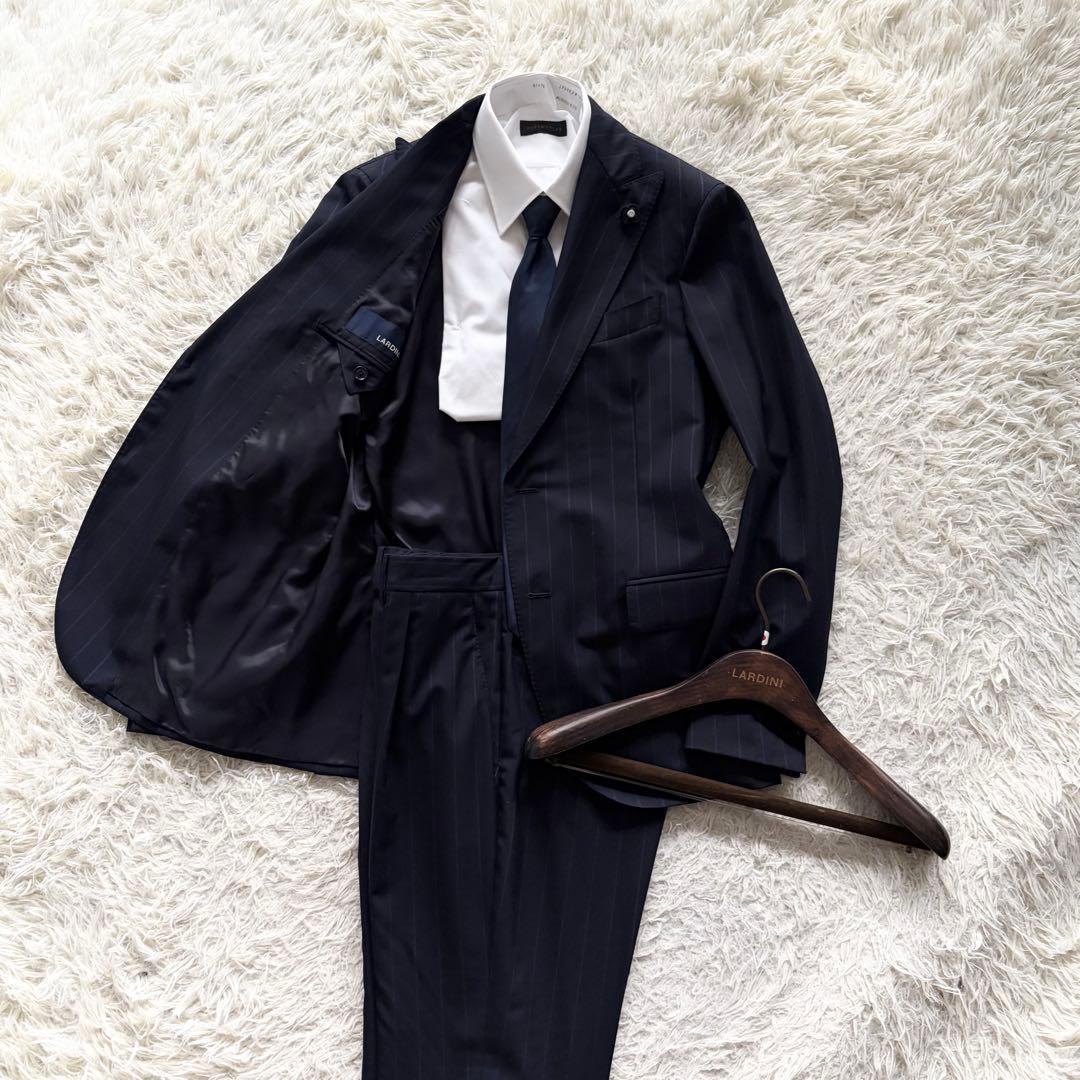 <23年モデル 極美品>LARDINI 新ロゴ ネイビー ウール スーツ 46