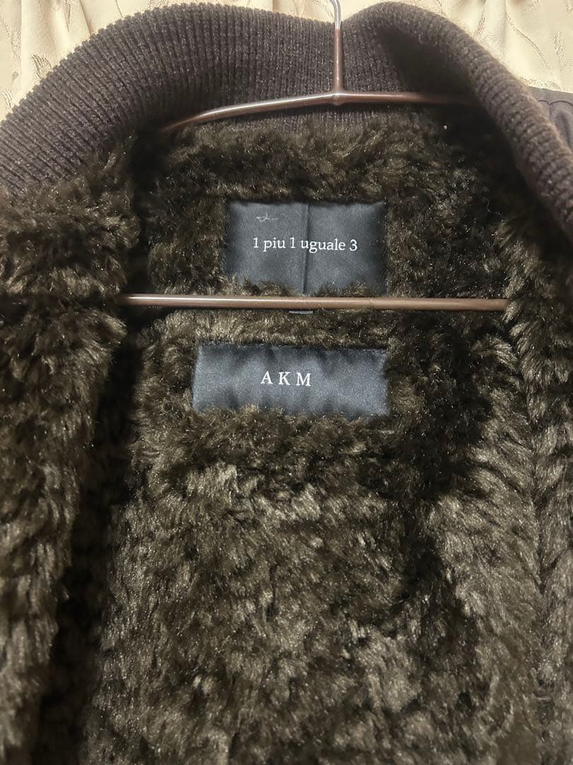 1piu1uguale3AKMダブルネームベストXL