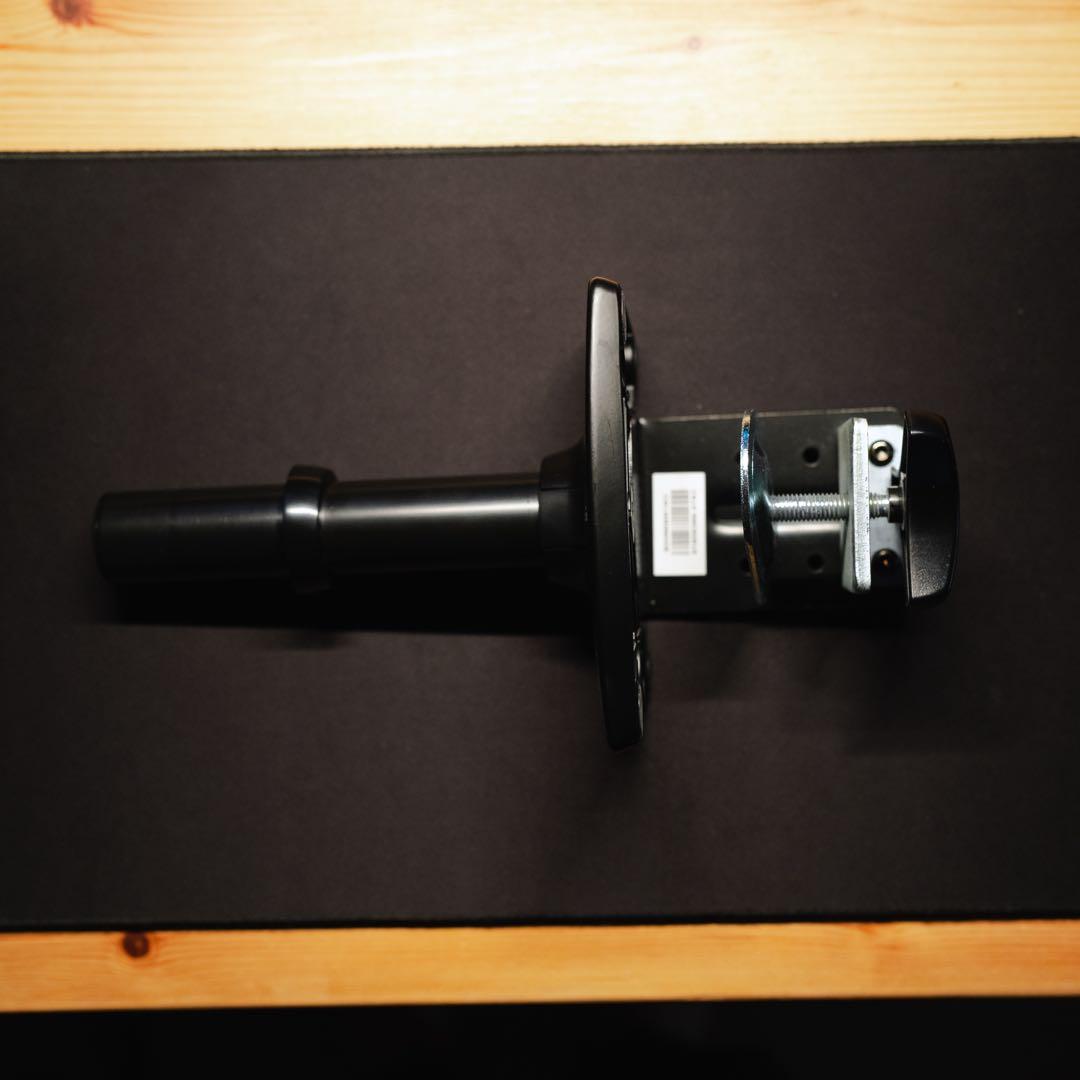 Amazon basic モニターアーム(エルゴトロンLX)