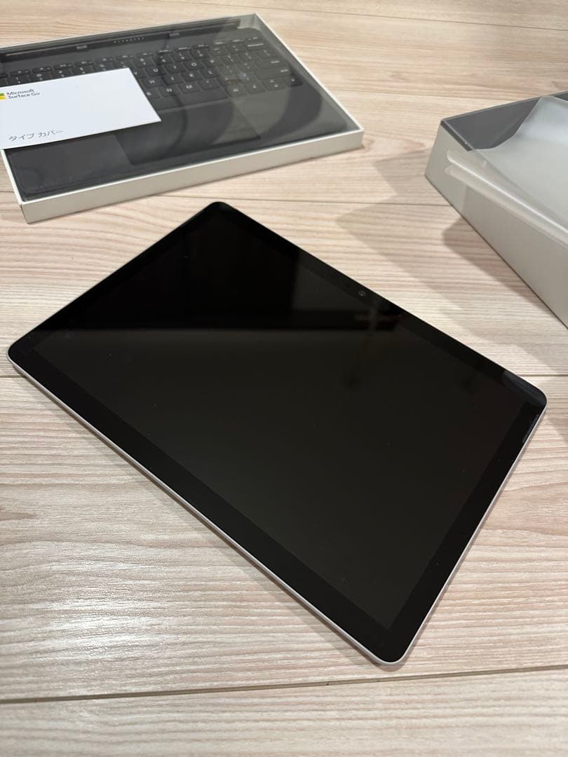 【美品】Surface Go 2 64GB /キーボード・Office付属品完備
