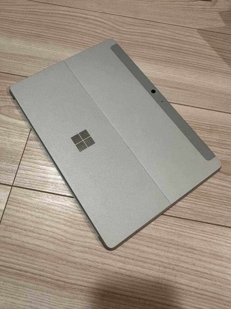 【美品】Surface Go 2 64GB /キーボード・Office付属品完備