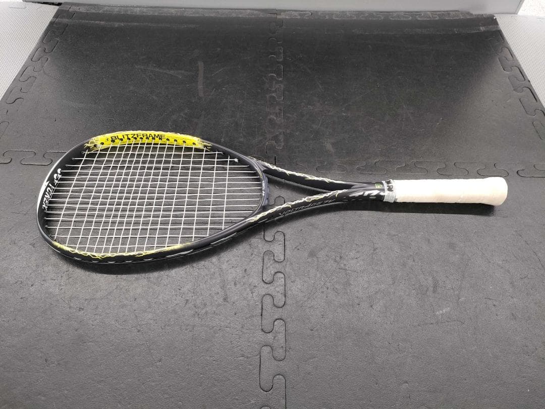 【美品】ヨネックス　VOLTRAGE7V　軟式テニスラケット　UL1