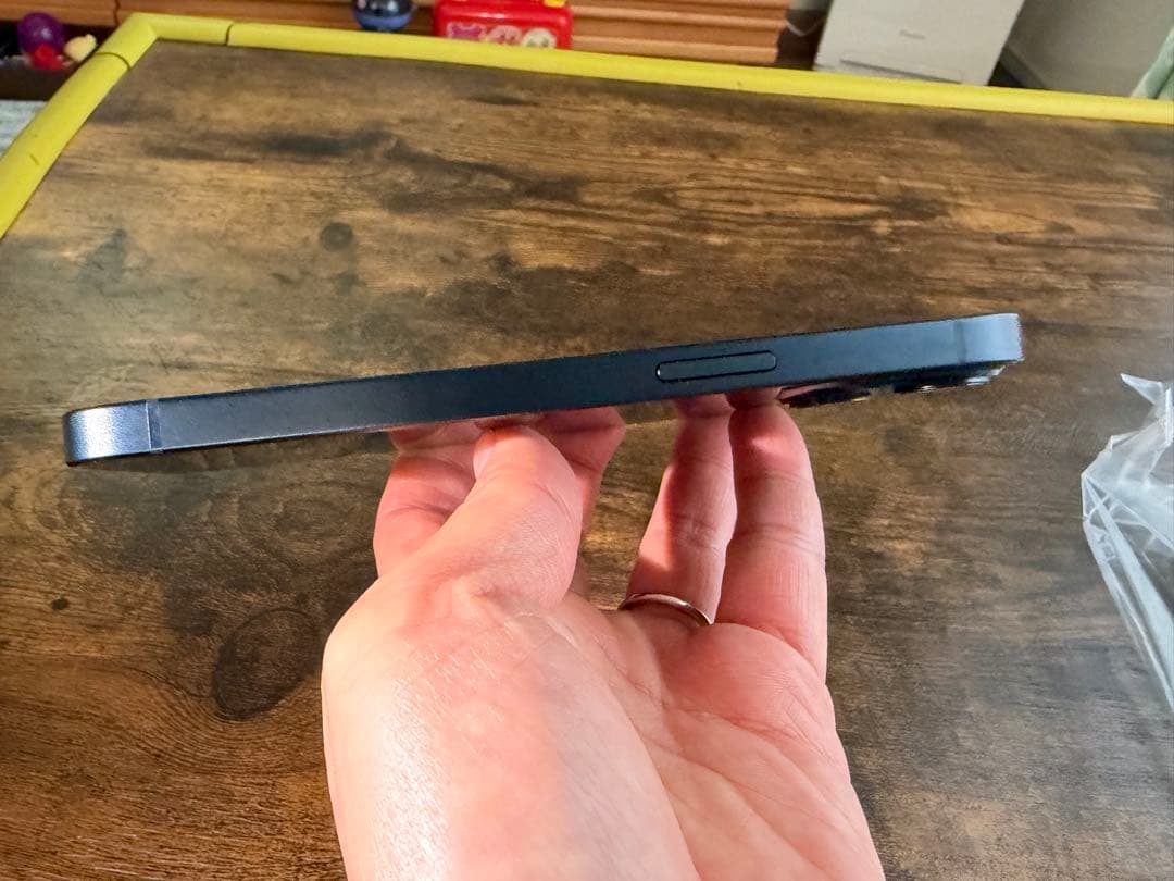 Apple iPhone 13 ミッドナイト　128GB SIMフリー