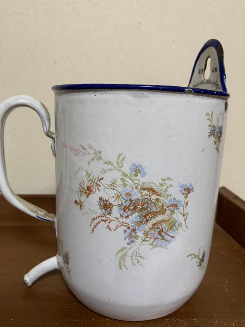 アンティーク　ホーロー　イリゲーター　水色花柄ジャグ　ピッチャー　ヴィンテージ