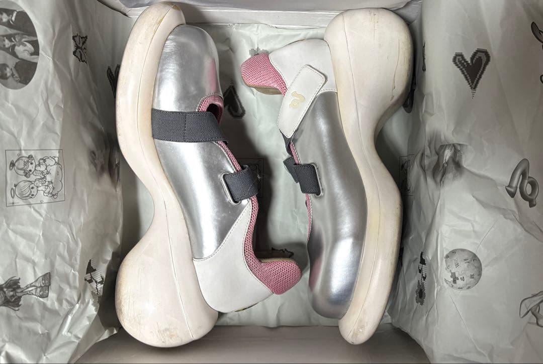 Grape 靴　シューズ　レア　シルバー　ピンク　シール付き　箱付き　240mm