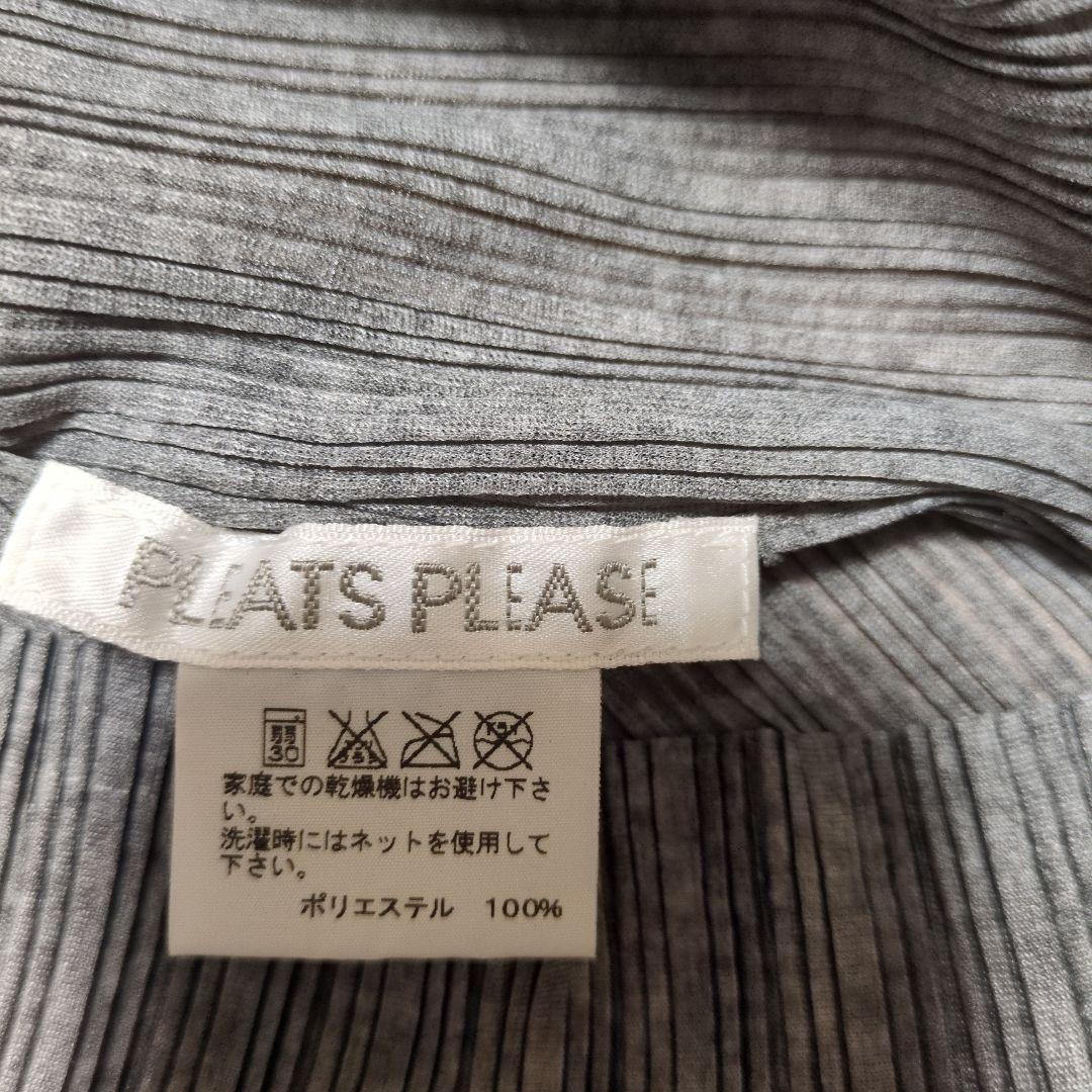 プリーツプリーズ　グレー　長袖ハイネック　カットソー　サイズ3