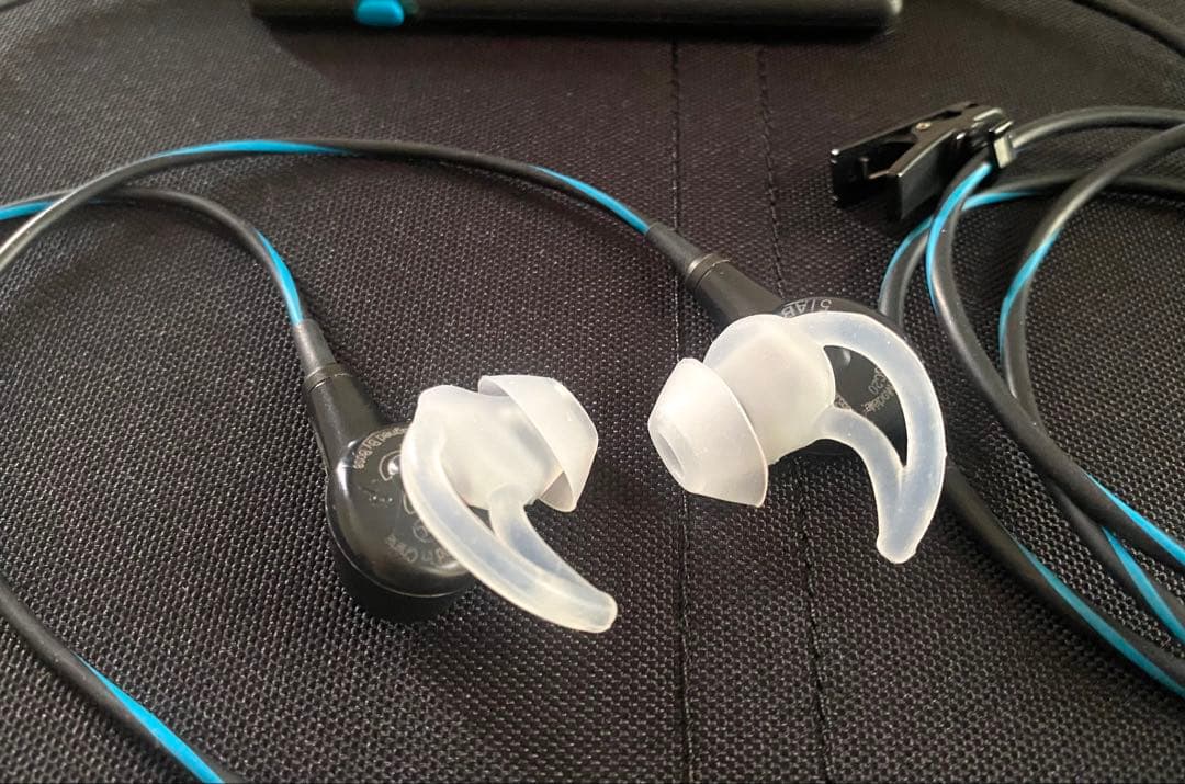 【有線イヤホン】BOSE/QuietComfort20-ノイズキャンセリング