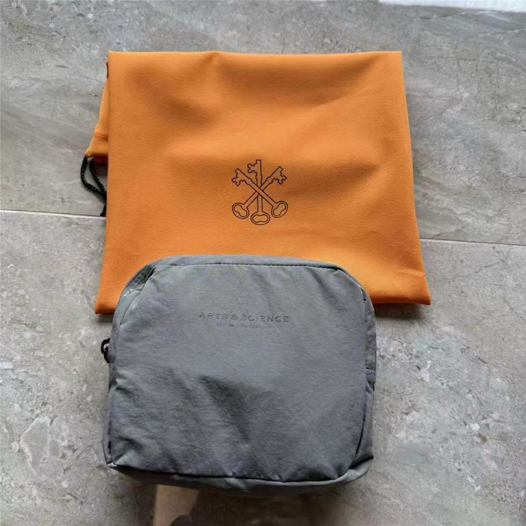 新品Arts&Science リュック サックバッグ バックパック ライトグレー