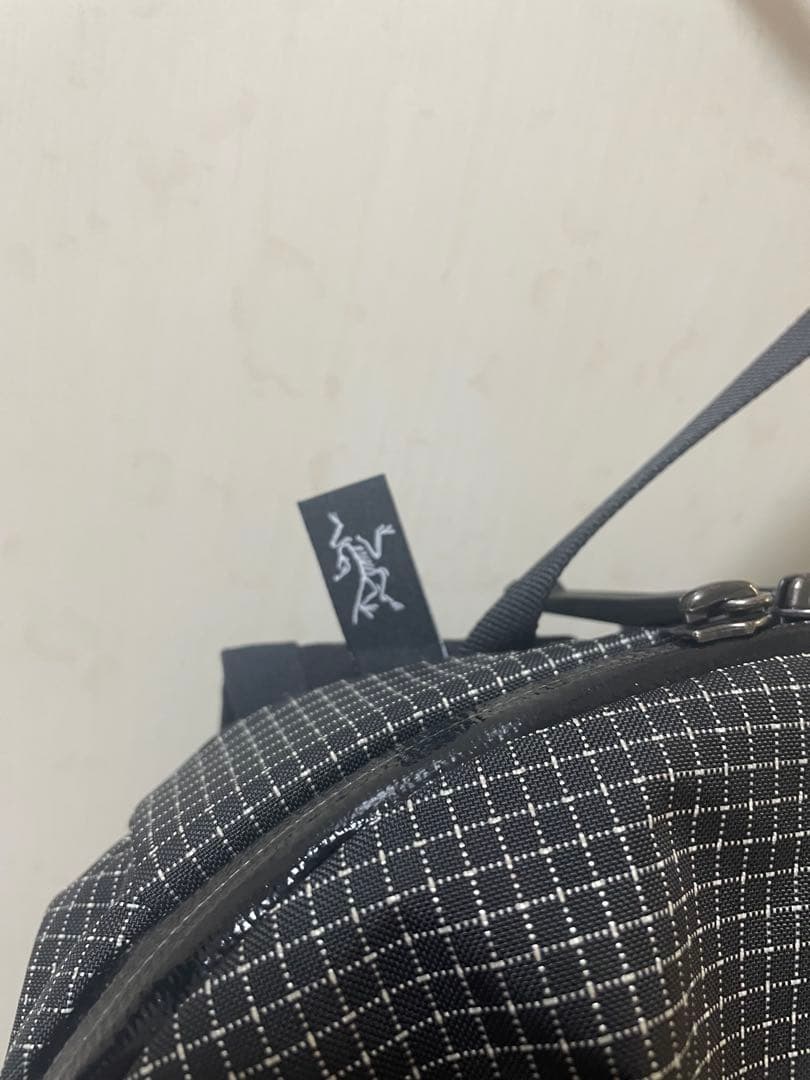 希少！ 廃盤モデル コンシール15 Arc’teryx