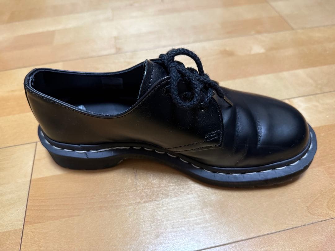 Dr.Martens 1461 ホワイトステッチ 3 ホール シューズ