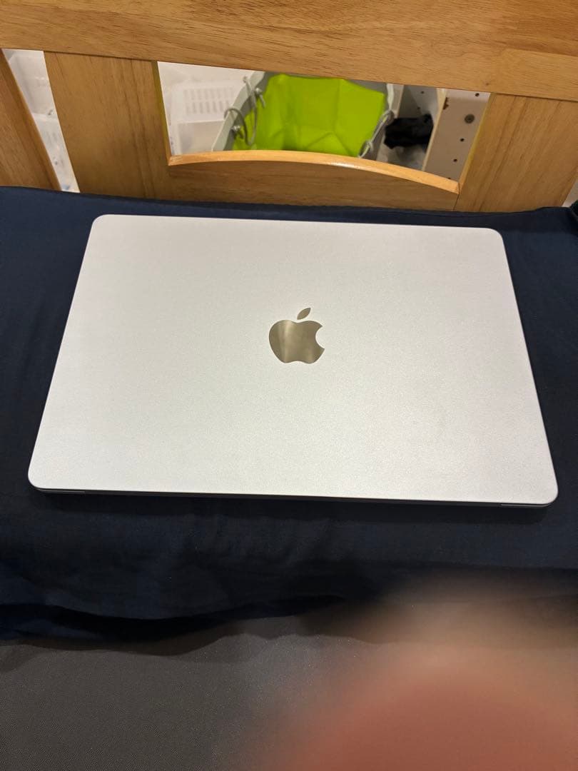 Apple MacBook Air 13インチ シルバー