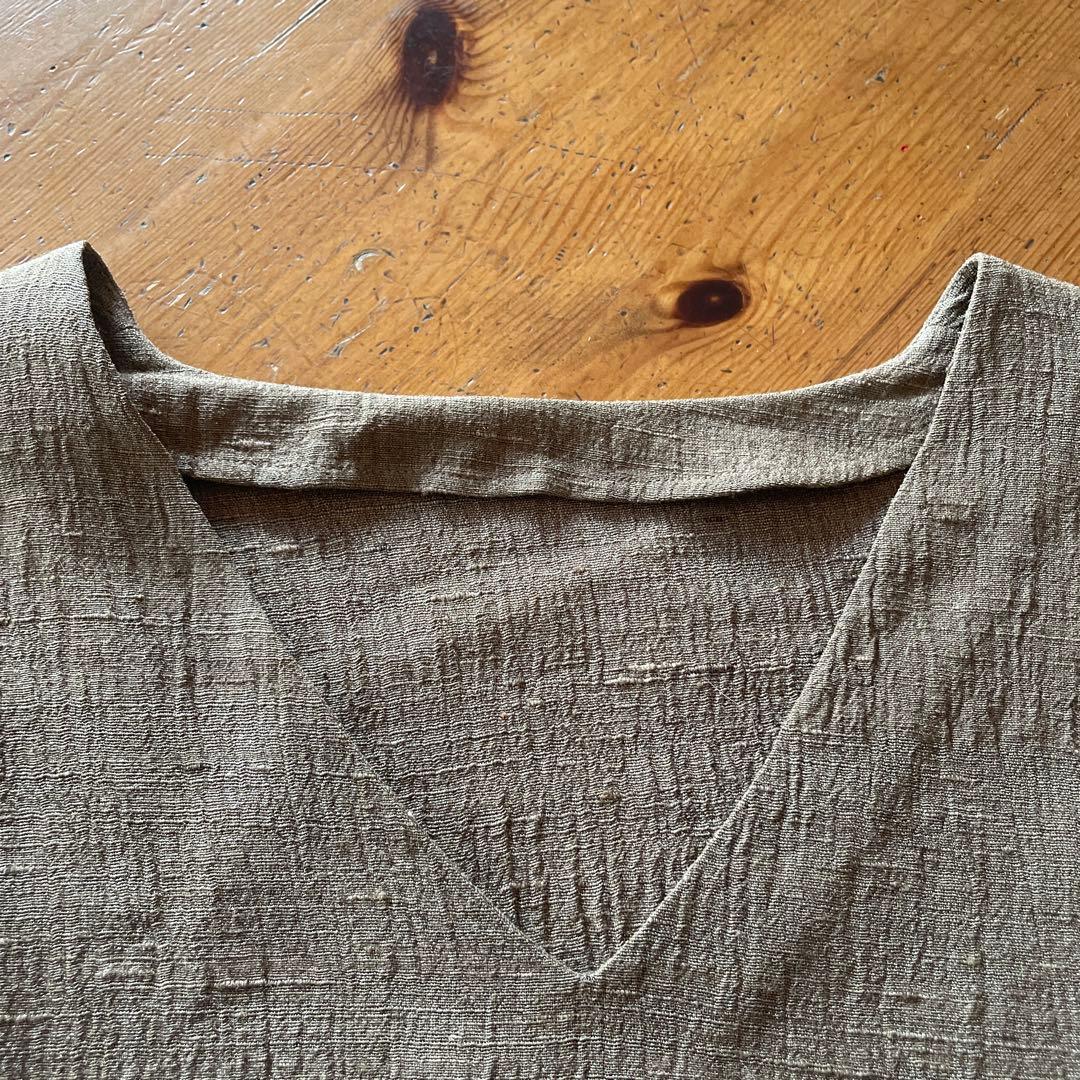 真木テキスタイルスタジオ。チュニック。モカ茶色。