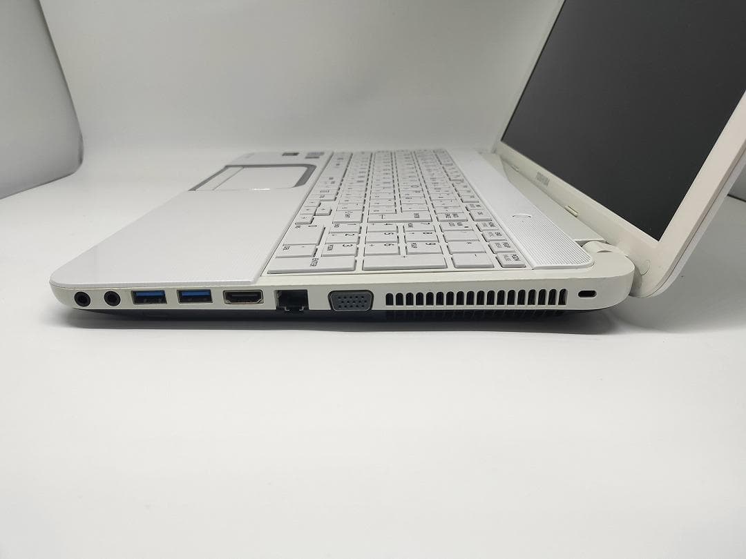 【東芝】高性能 Core i7/新品SSD128GB ノートパソコン E9