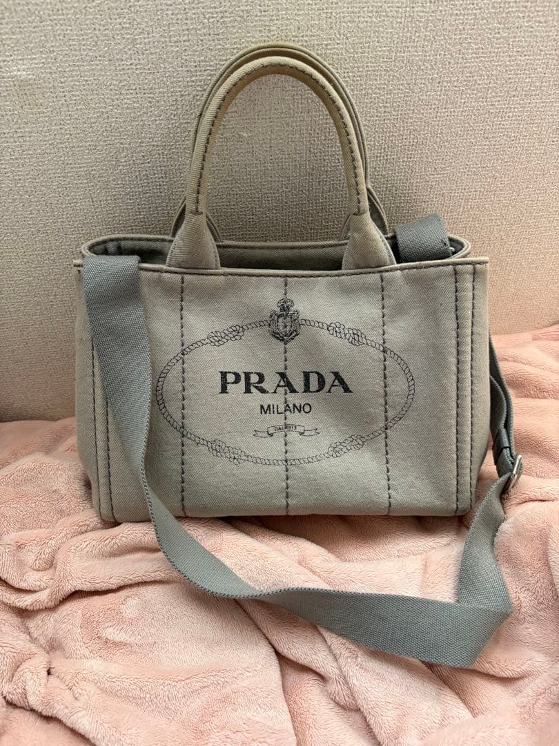 PRADA グレー キャンバストートバッグ
