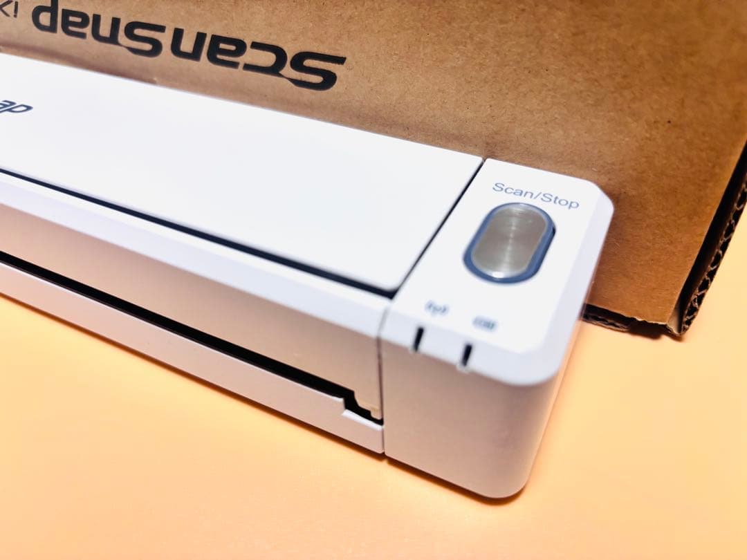 ScanSnap iX100 [A4/Wi-Fi/連送給紙機構/スノーホワイト