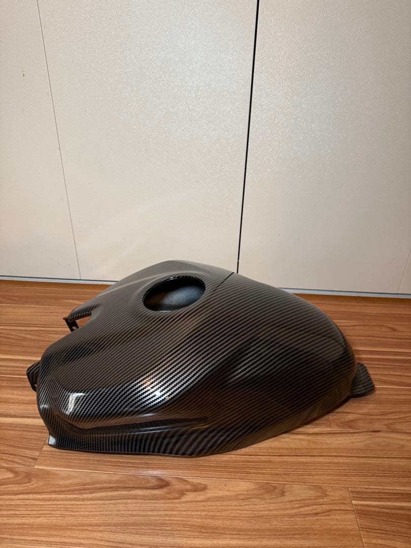 カーボンファイバー タンク ブラック