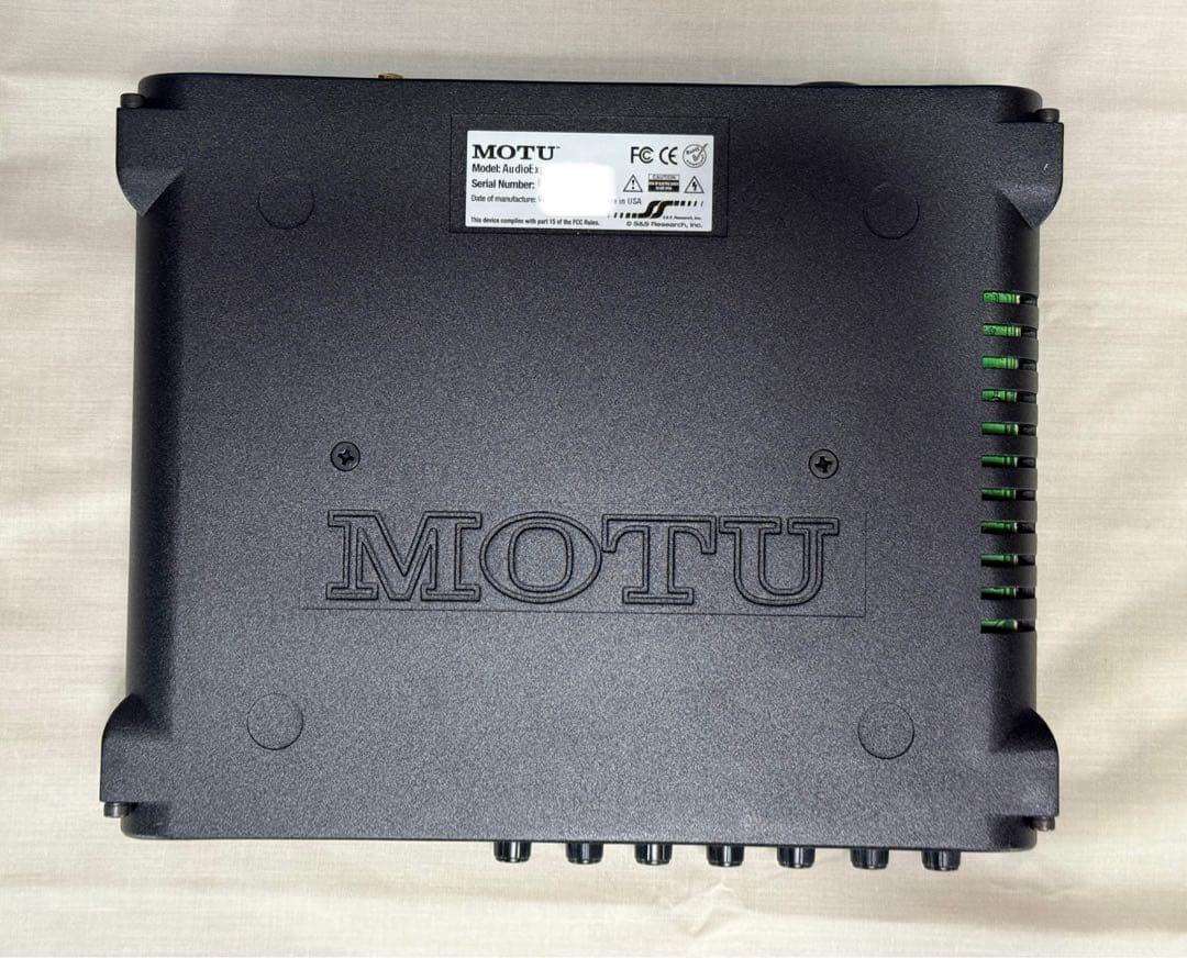 MOTU AudioExpress オーディオインターフェイス