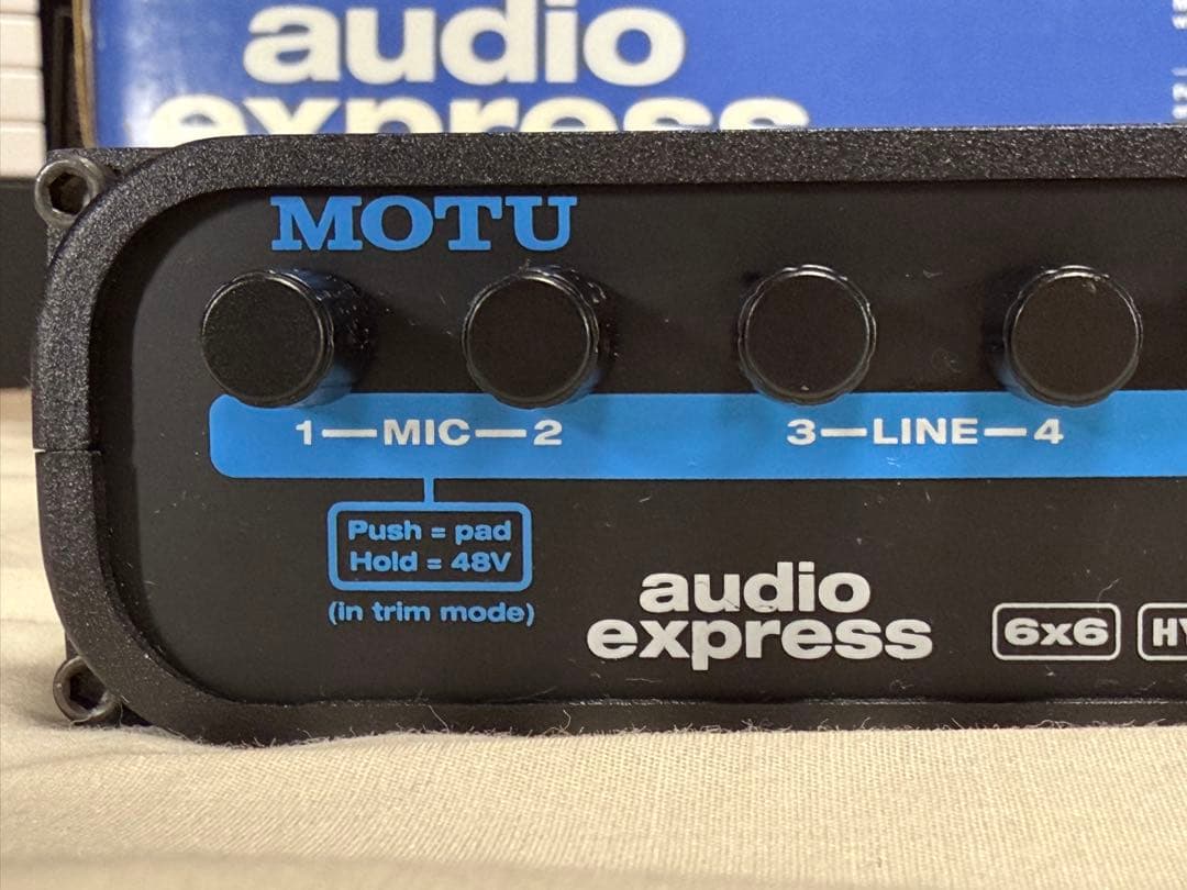 MOTU AudioExpress オーディオインターフェイス