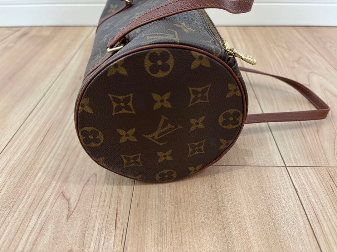 （美品）ルイヴィトン パピヨン 26 モノグラム ハンドバッグ
