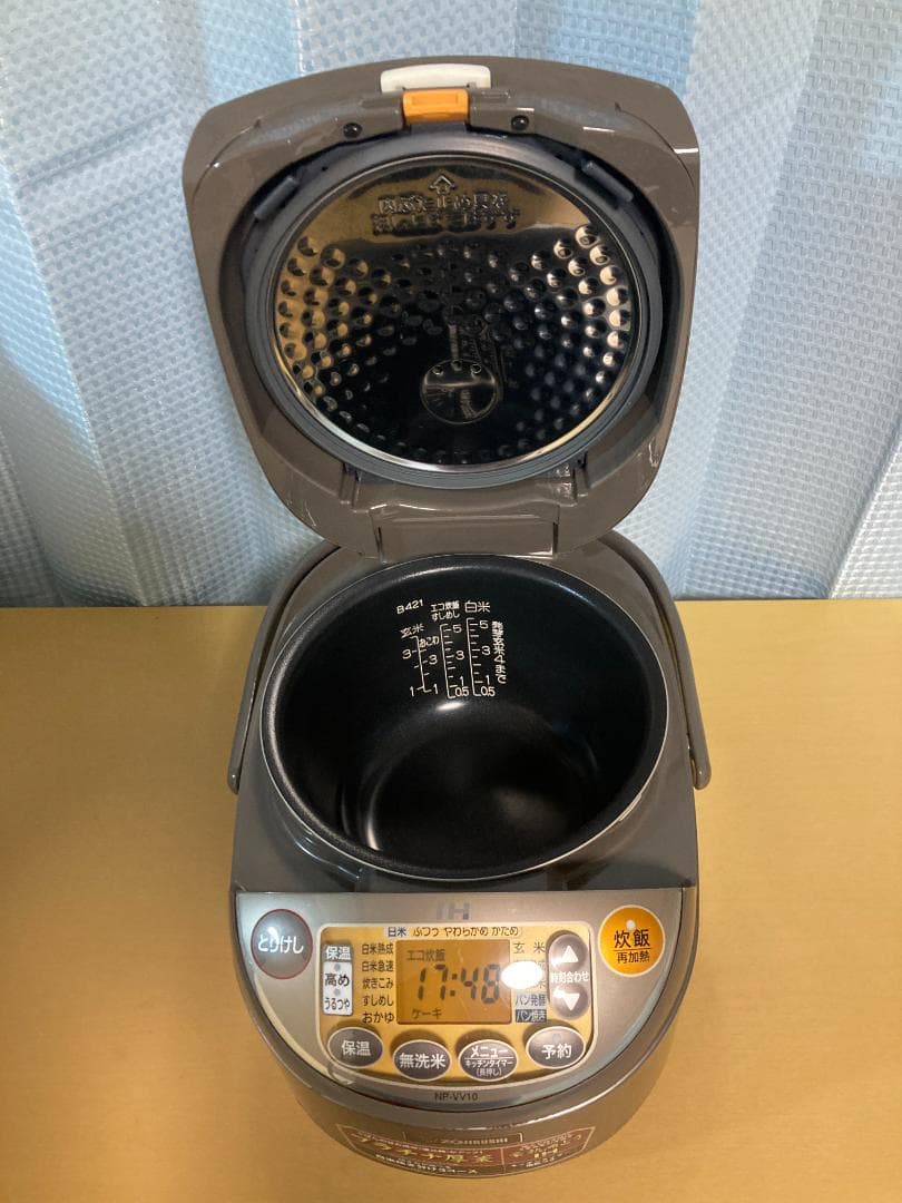 ★NP-VV10 ZOJIRUSHI 象印 IH 炊飯器 ジャー 2020年製