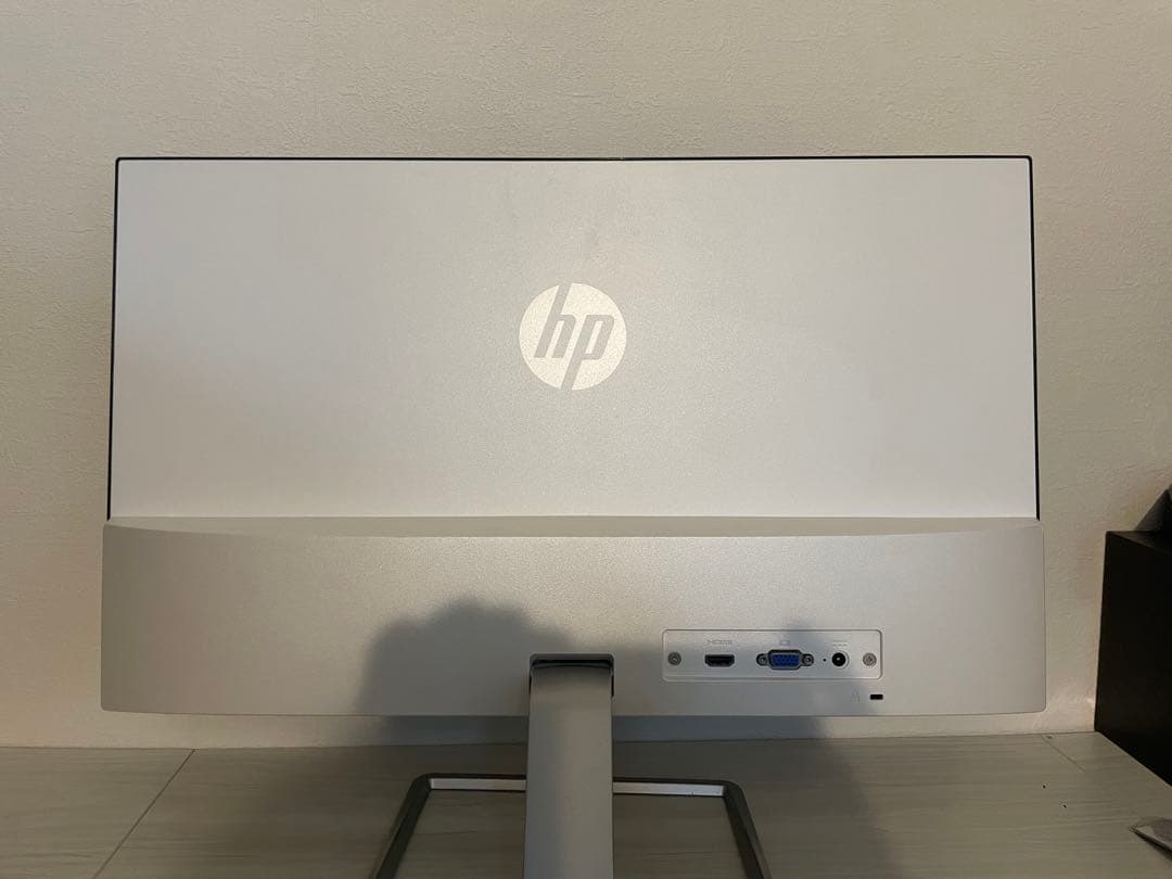 HP 24fw 23.8インチ ディスプレイ 本体