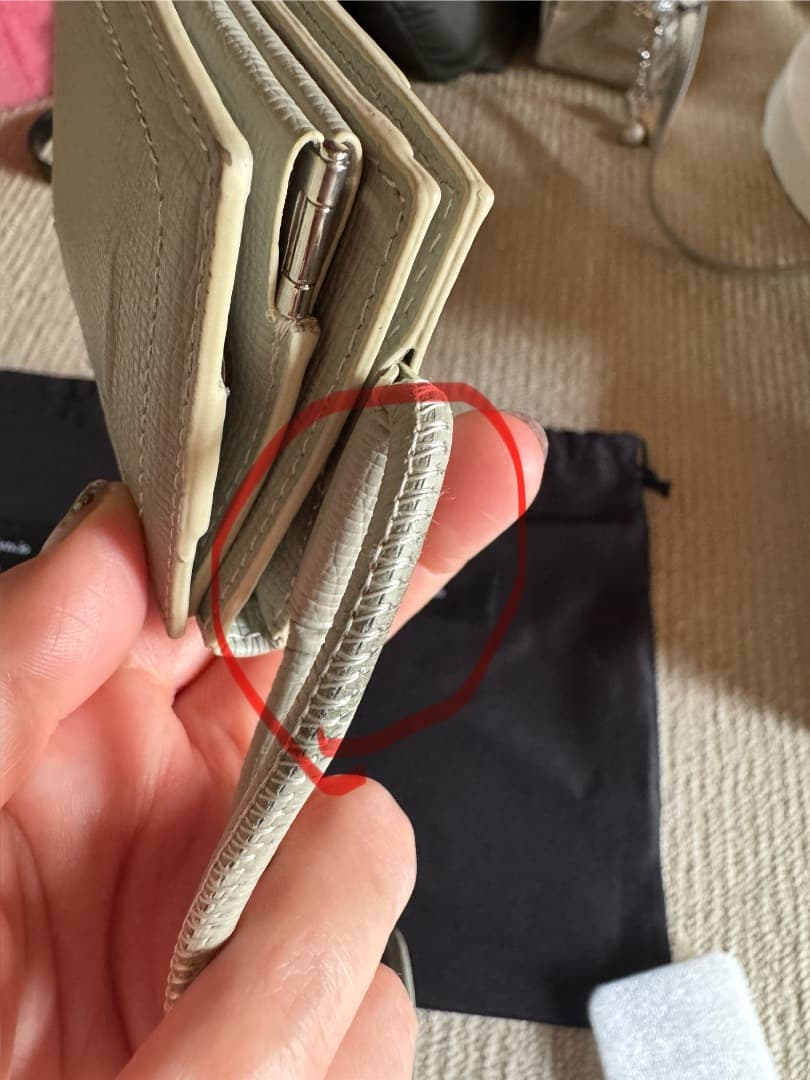 【最値下】objects.io 　iPhone15Proケース・レザーストラップ