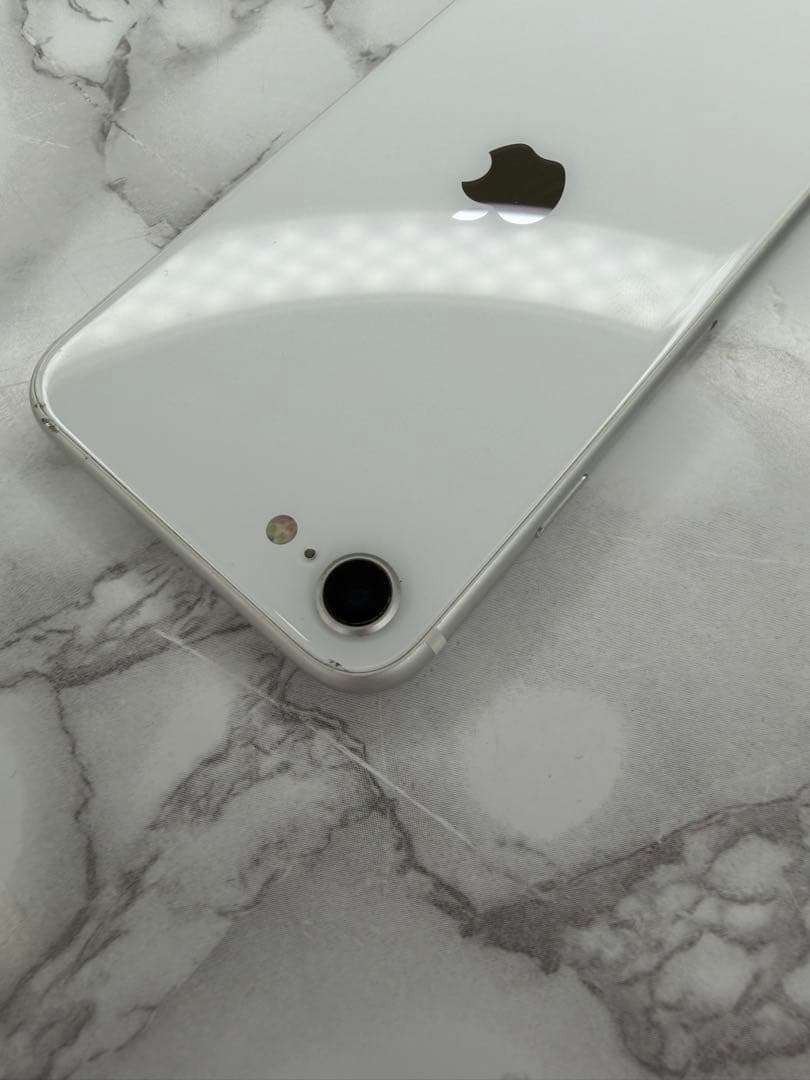 iPhoneSE2 64GB｜SIMフリー｜ホワイト｜動作良好