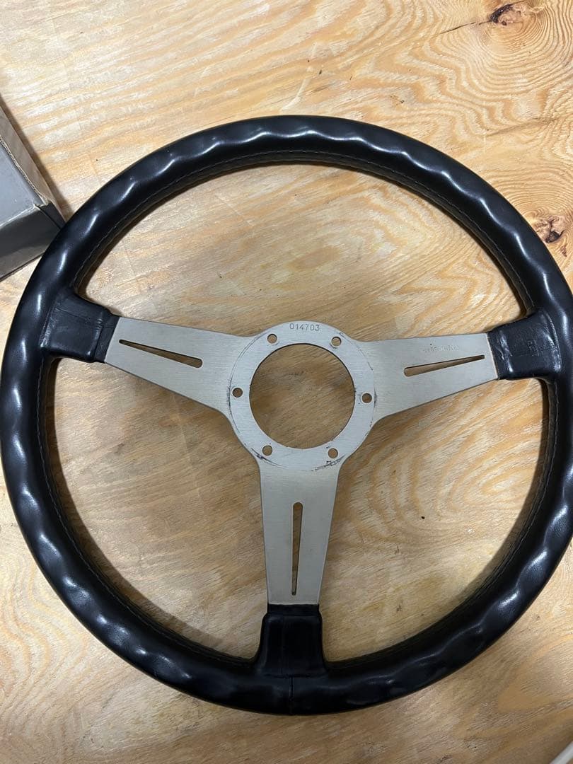 NARDI ナルディ　ステアリング　クラシック36 ブラックレザー/シルバー