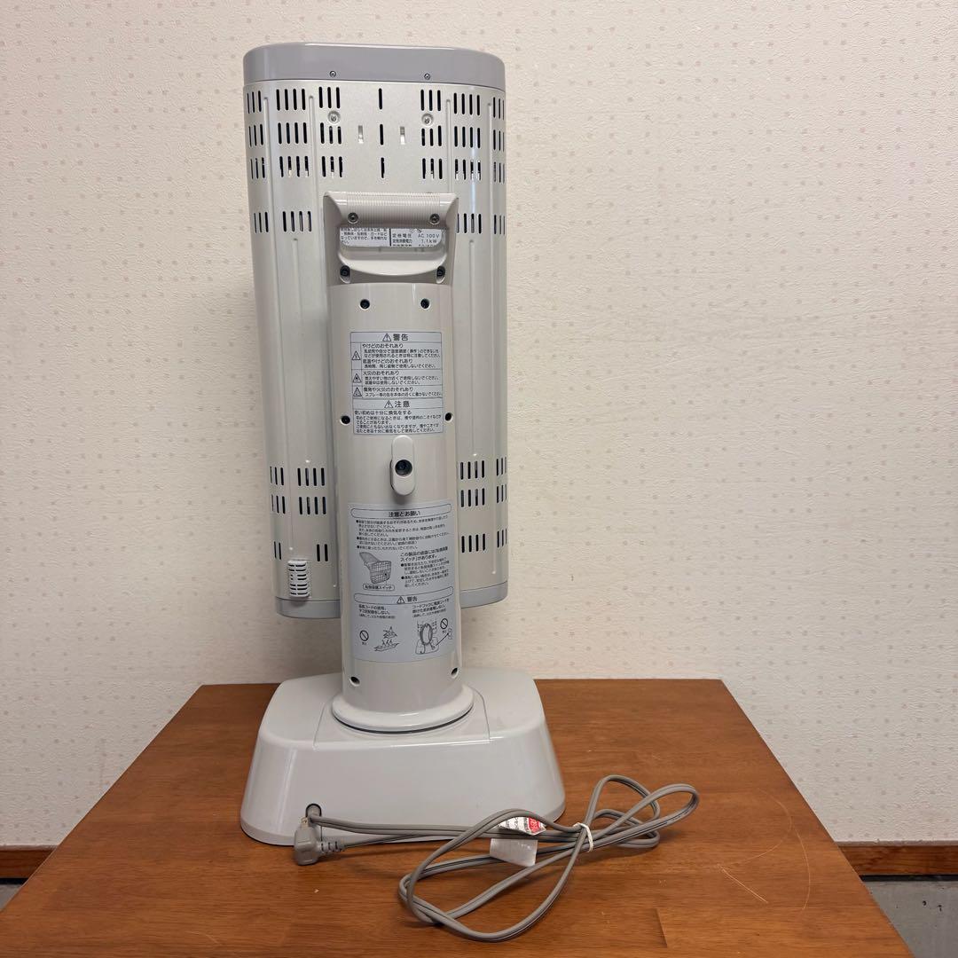 ● 美品 ダイキン セラムヒート遠赤外線暖房機 ERFT11TS-W